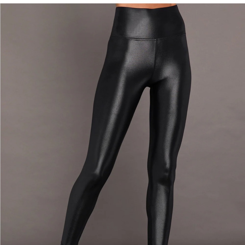 *SOLD* Carbon38 Takara Shine Black Leggings